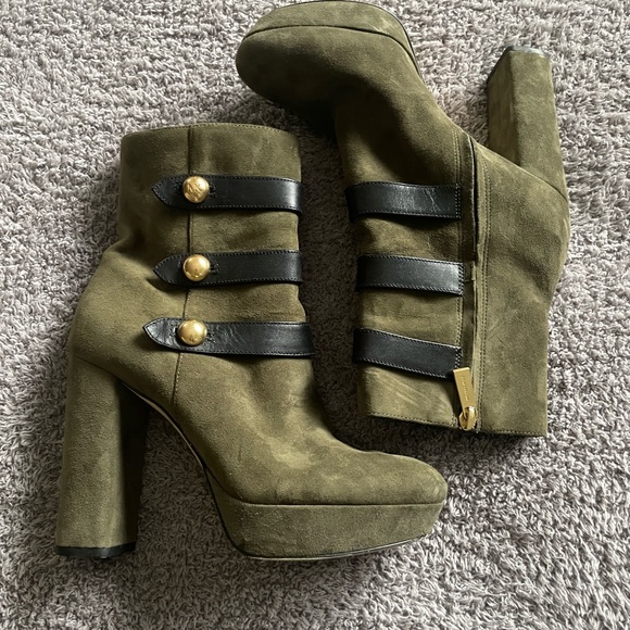 Michael Kors Platform Boot - Picture 2 of 3